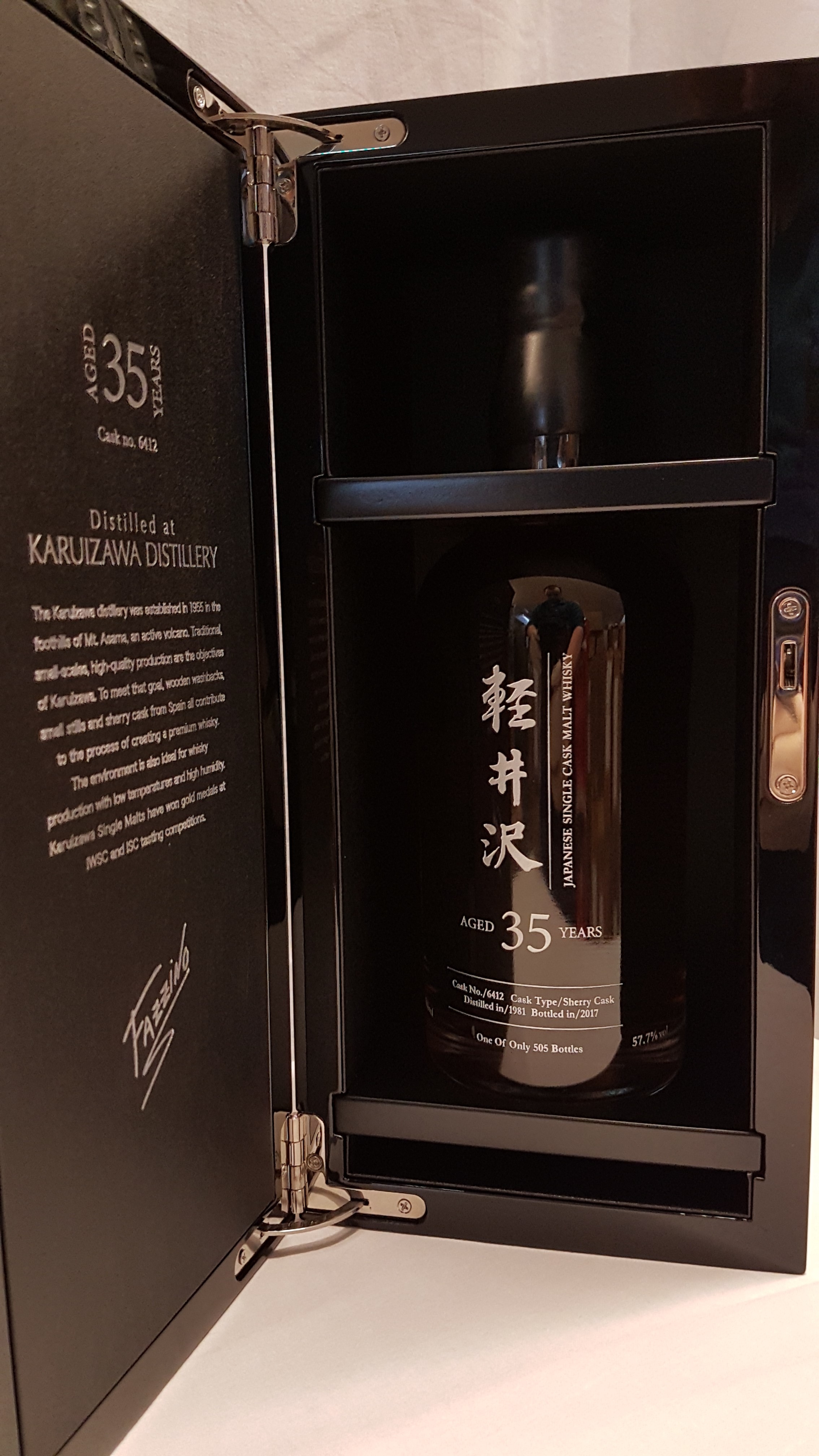 Karuizawa 35y - Sansibar Whisky Fazzino Label