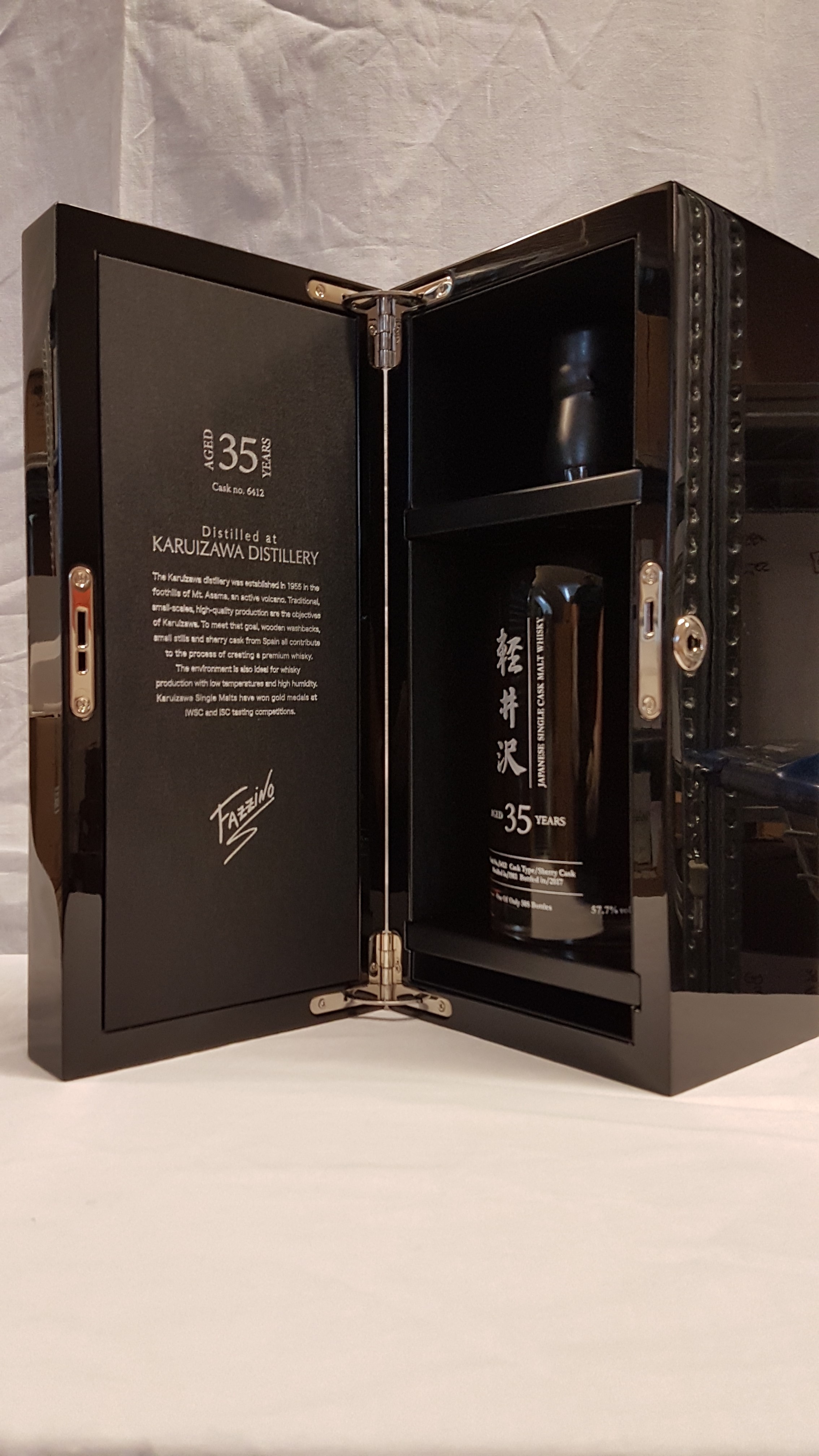 Karuizawa 35y - Sansibar Whisky Fazzino Label